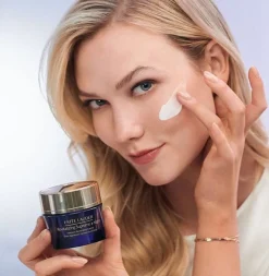 Estee Lauder Revitalizing Supreme + Night Intensive Restorative Crème 50ml Nachtcrème