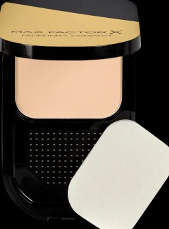 Max Factor Facefinity Compact Foundation SPF20 33 Crystal Beige